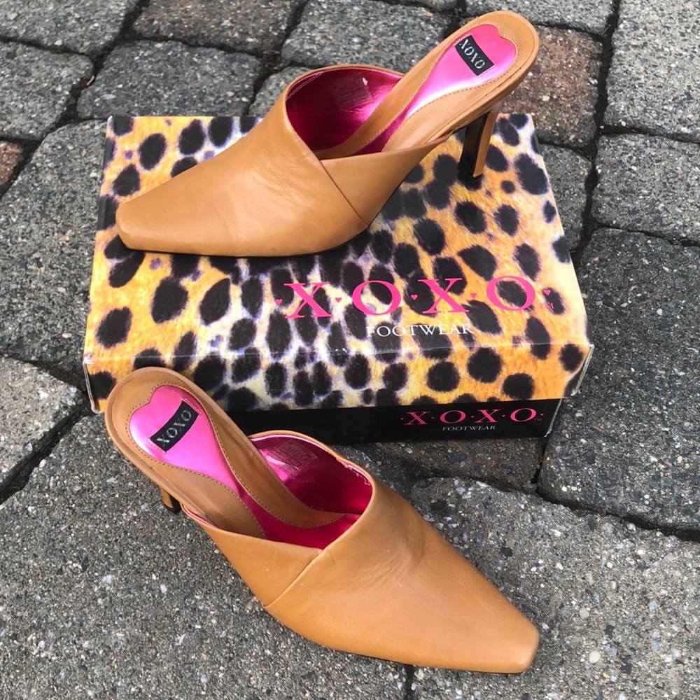 XOXO Caramel Mules